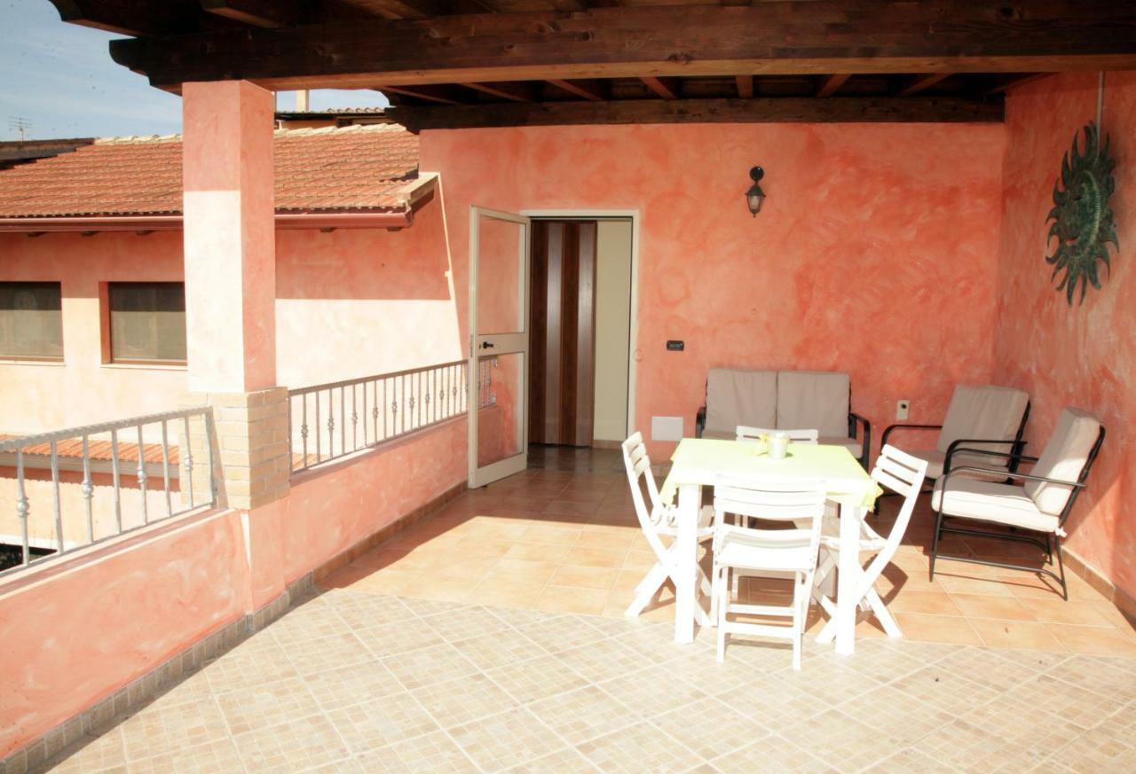 L'Isola Felice Apartment Monserrato Exterior foto