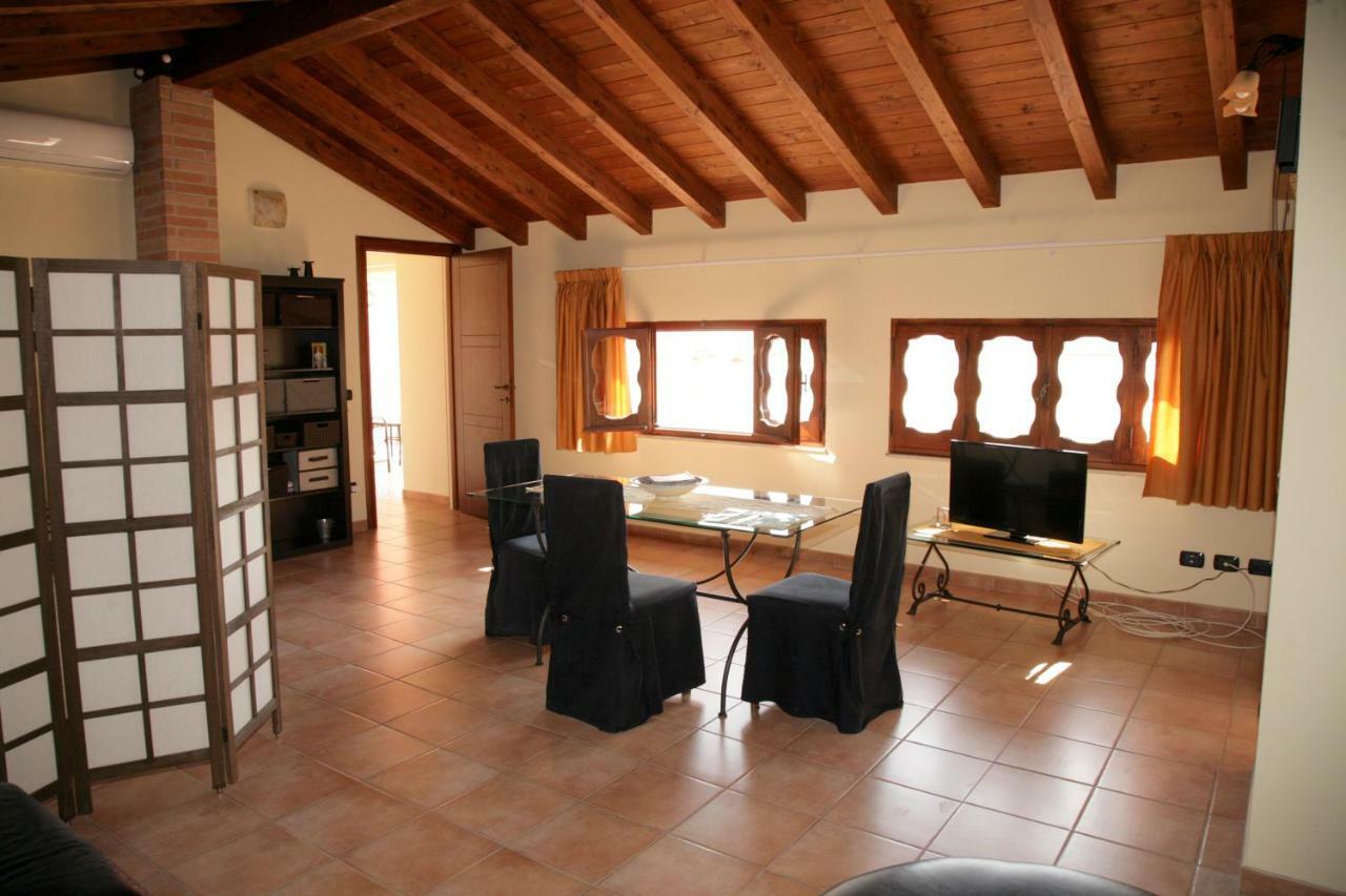 L'Isola Felice Apartment Monserrato Exterior foto